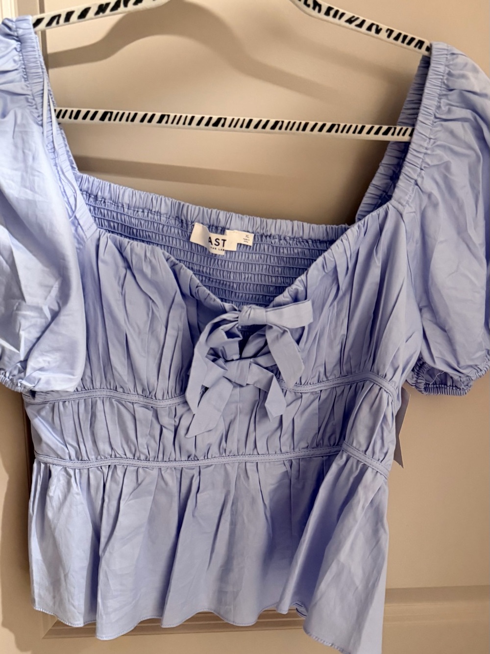 ASTR THE LABEL Light Blue Puff Sleeve Tie-Front Peplum Top